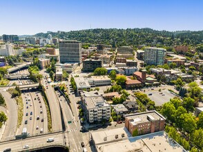 1631 NW Everett St, Portland, OR - AÉRIEN  Vue de la carte - Image1