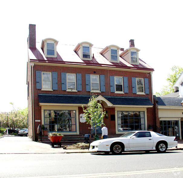 232 Kings Hwy E, Haddonfield, NJ à louer - Photo du bâtiment - Image 2 de 3