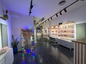 Commerce de détail dans Barcelone, Barcelona à louer Photo intérieure- Image 1 de 8