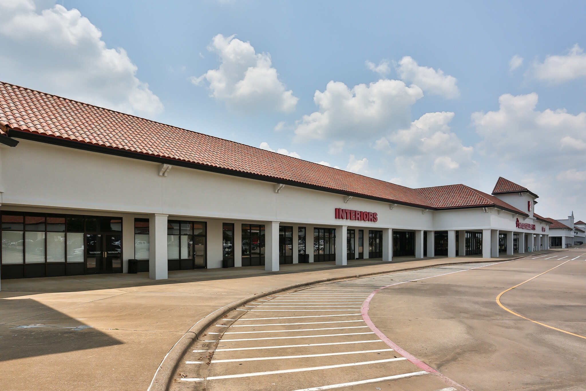 5800 N Interstate 35, Denton, TX for lease Building Photo- Image 1 of 1