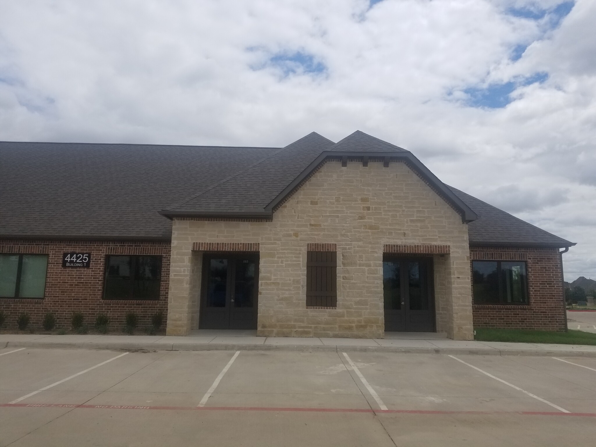 4425 Plano Pkwy, Carrollton, TX for lease Building Photo- Image 1 of 10