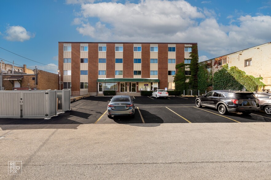 2671 Sheridan Rd, Zion, IL à vendre - Photo du bâtiment - Image 3 de 17