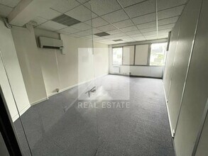 Office in Lissieu for sale Interior Photo- Image 2 of 2