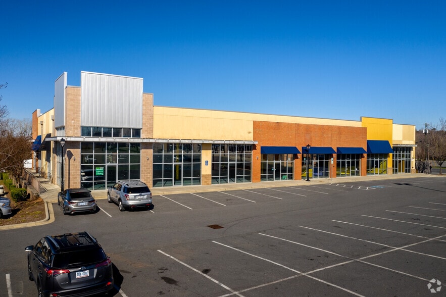 E Franklin Blvd, Gastonia, NC for lease - Building Photo - Image 2 of 17