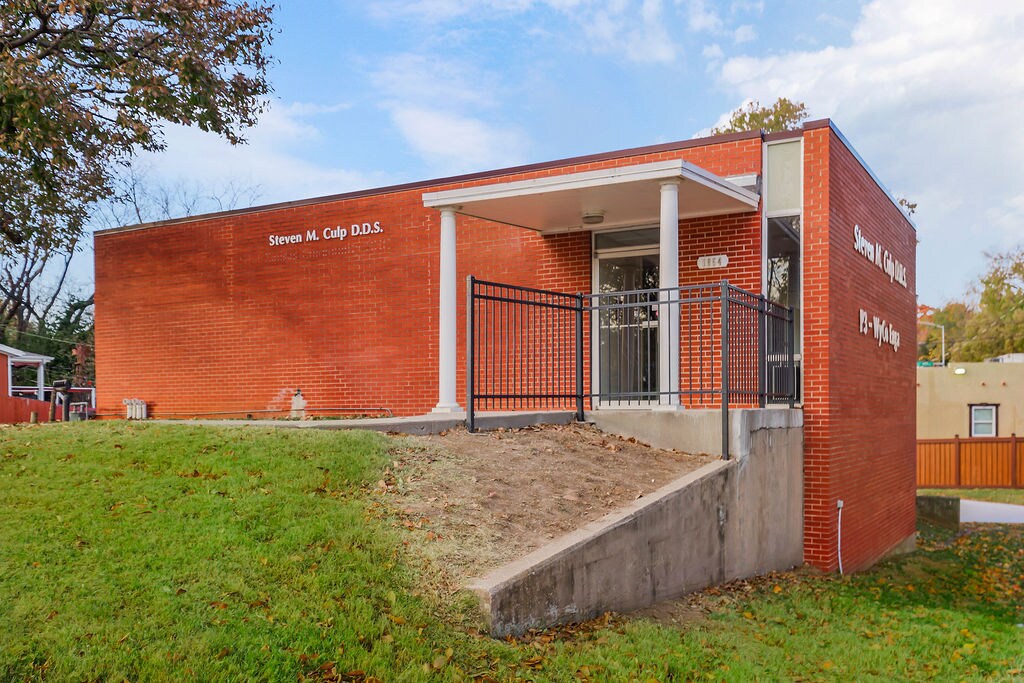 1854 Minnesota Ave, Kansas City, KS à vendre Photo du bâtiment- Image 1 de 43