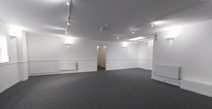 Ventnor Villas, Hove for lease Interior Photo- Image 1 of 5