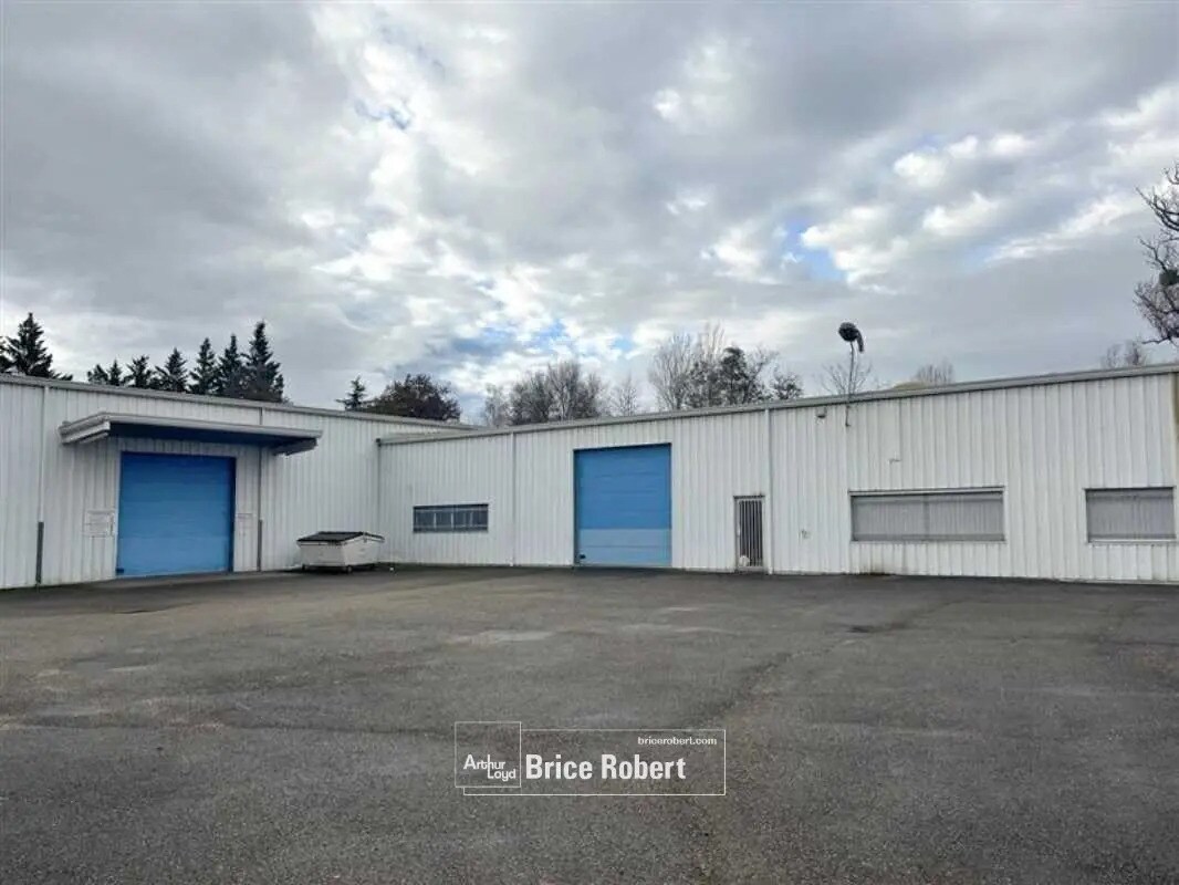 Flex in Saint-Symphorien-d'Ozon for sale Building Photo- Image 1 of 8
