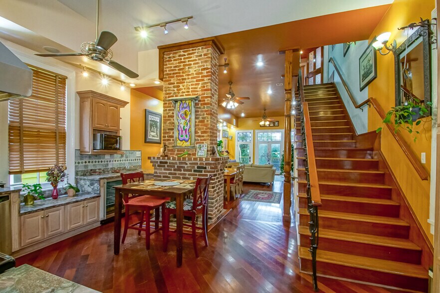 1211 Governor Nicholls St, New Orleans, LA à vendre - Photo du bâtiment - Image 2 de 13