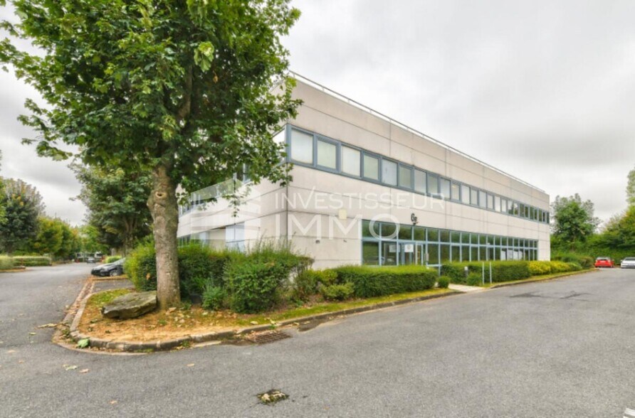 Flex in Roissy En France for lease - Building Photo - Image 1 of 4