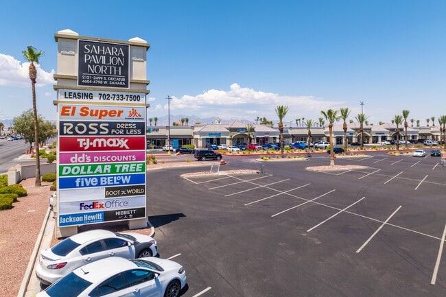 Plus de détails pour 4604-4798 W Sahara Ave, Las Vegas, NV - Commerce de détail à louer