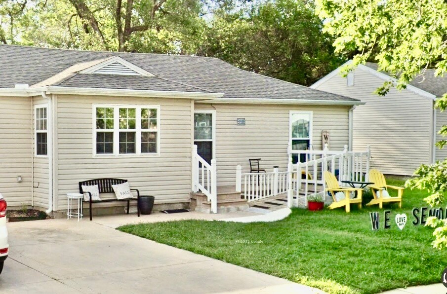 2758 N. Wellesley Ave., Wichita, KS à vendre Photo principale- Image 1 de 4