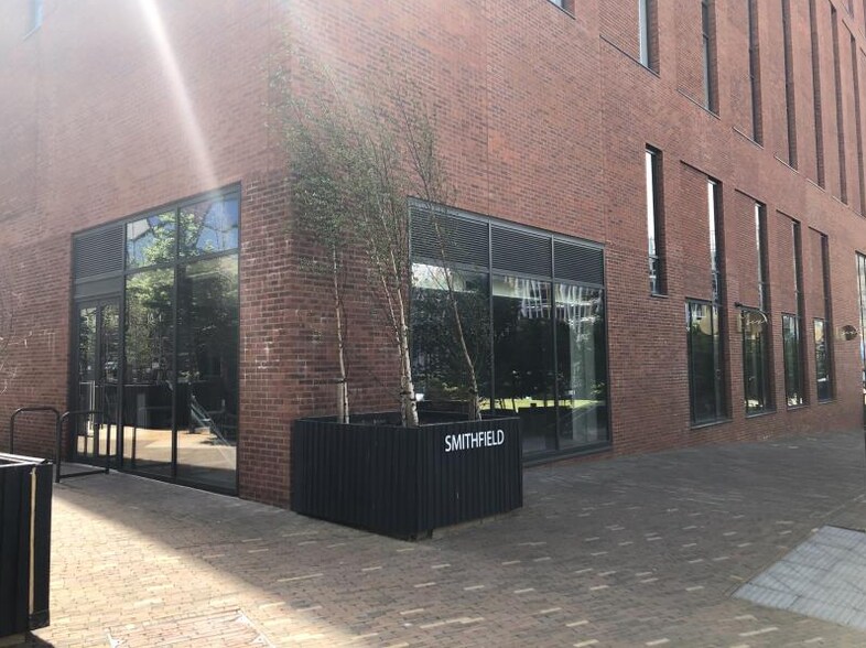 Smithfield, Broad St, Stoke On Trent à louer - Photo du bâtiment - Image 2 de 2