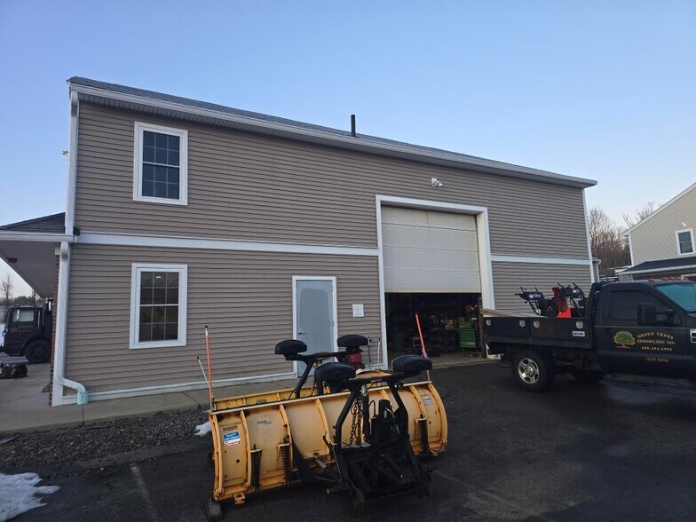 225 Industrial Rd, Wrentham, MA à louer - Photo du bâtiment - Image 2 de 10