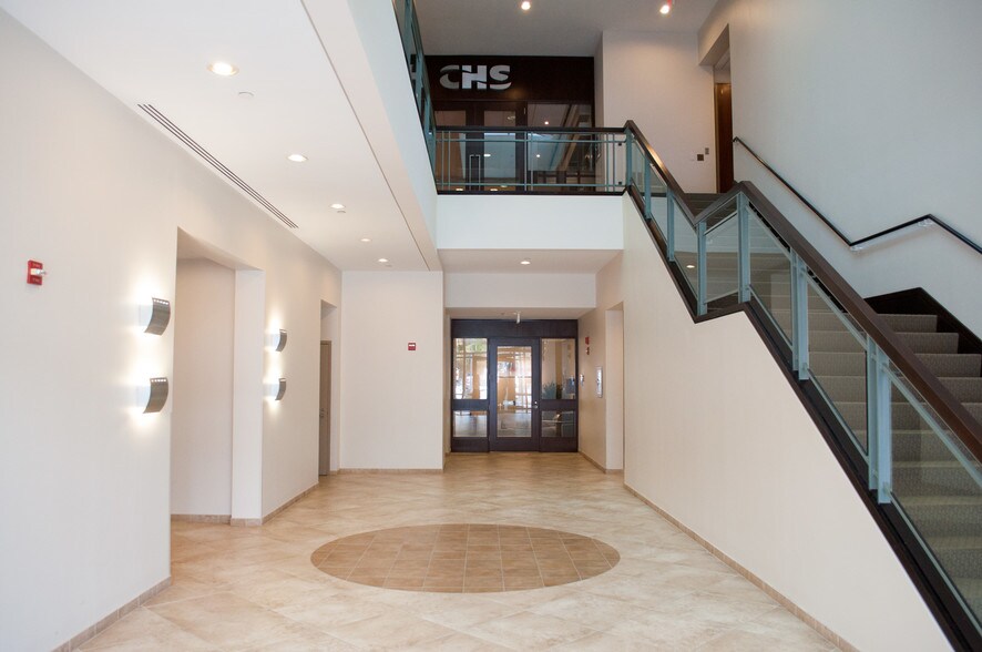 10701 Parkridge Blvd, Reston, VA à vendre - Photo intérieure - Image 2 de 9