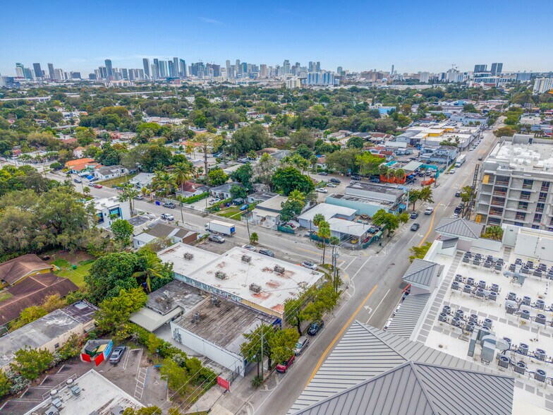 1648 NW 33rd St, Miami, FL à vendre - Photo du bâtiment - Image 2 de 69