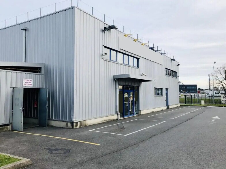 Flex dans Mitry-Mory à louer - Photo du bâtiment - Image 2 de 12