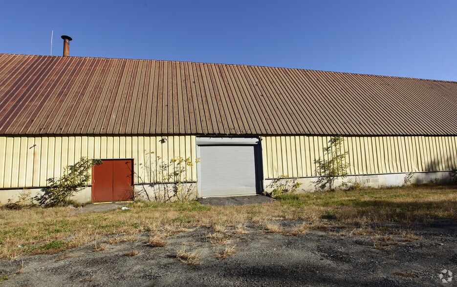 10-180 Elm Plz, Waterville, ME for lease - Building Photo - Image 3 of 28