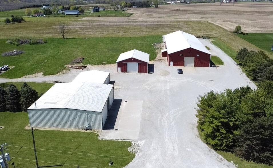 1221 Groop Rd, Springfield, OH for sale - Building Photo - Image 2 of 8