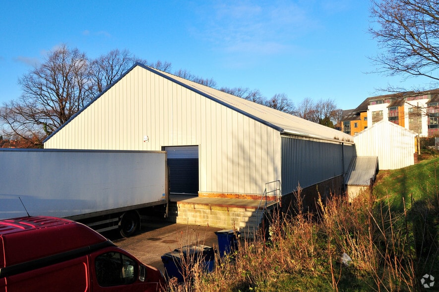Burley Hill Trading Est, Leeds for lease - Building Photo - Image 3 of 5