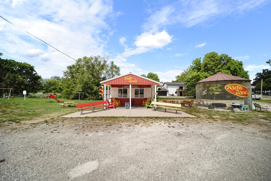 503 Main st, New Sharon, IA for sale - Building Photo - Image 1 of 7