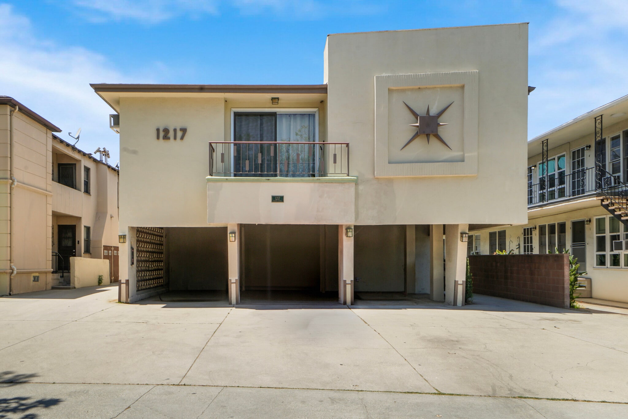 1217 S Orange Grove Ave, Los Angeles, CA for sale Building Photo- Image 1 of 20