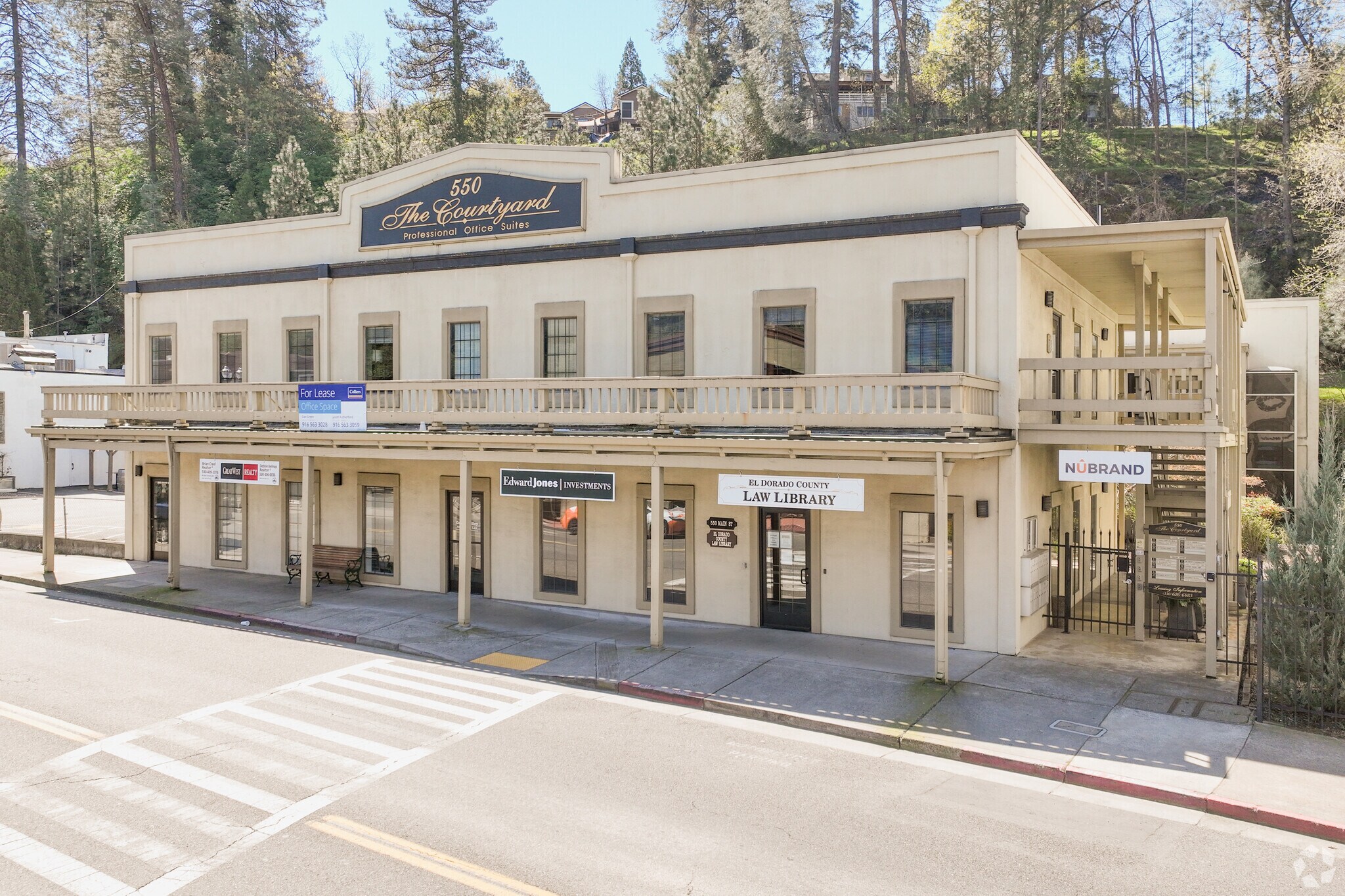 550 Main St, Placerville, CA à louer Photo du bâtiment- Image 1 de 18
