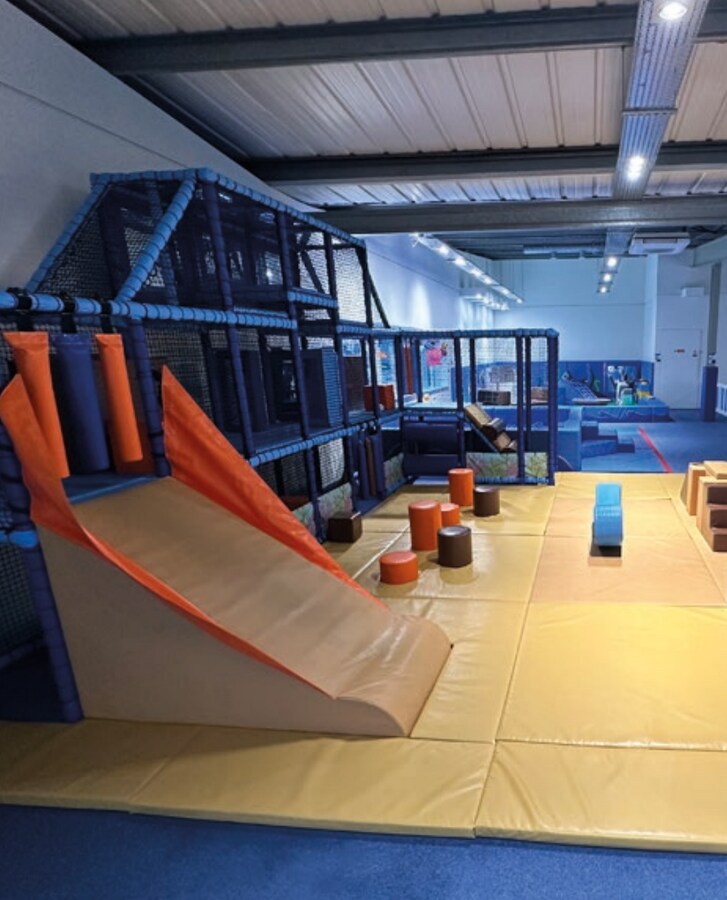 Platts Rd, Stourbridge, WMD DY8 4BX - Unité Unit 3 - - Photo intérieure - Image 1 of 3