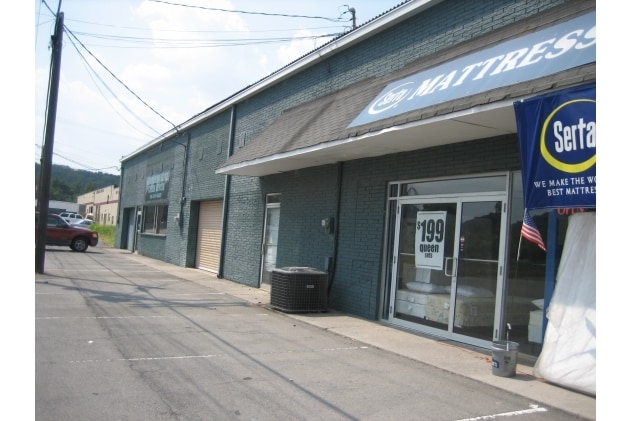1401-1405 Cleveland Hwy, Dalton, GA for lease - Building Photo - Image 3 of 11