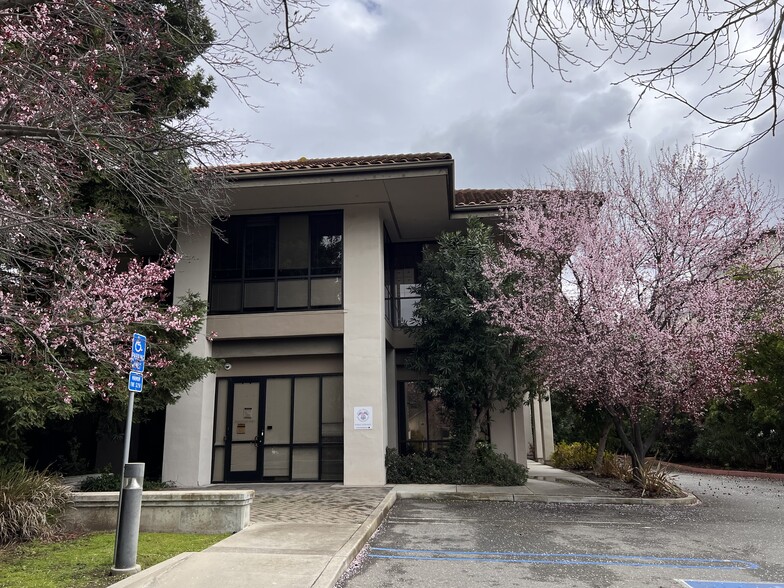 705-709 N Shoreline Blvd, Mountain View, CA for lease - Building Photo - Image 1 of 5