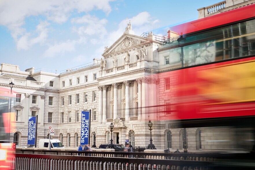 Strand, Londres à louer - Photo du bâtiment - Image 2 de 15