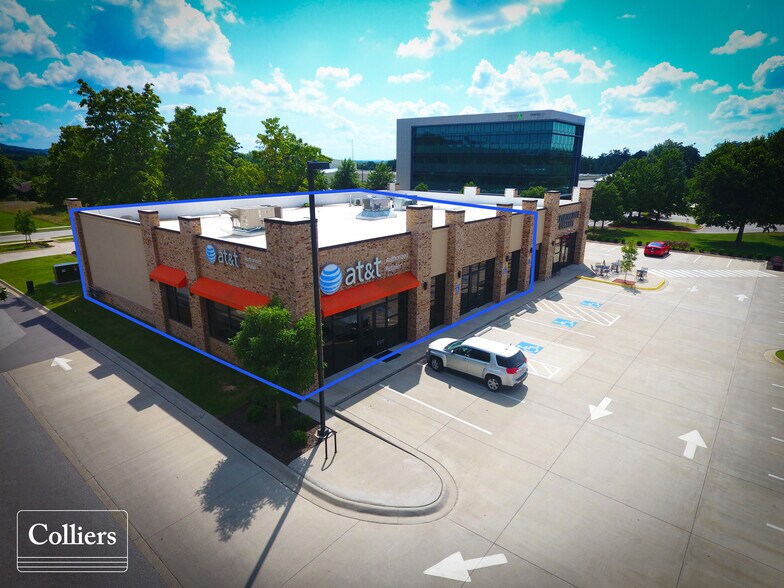 3575 W Wedington Dr, Fayetteville, AR à louer - Photo du bâtiment - Image 2 de 4