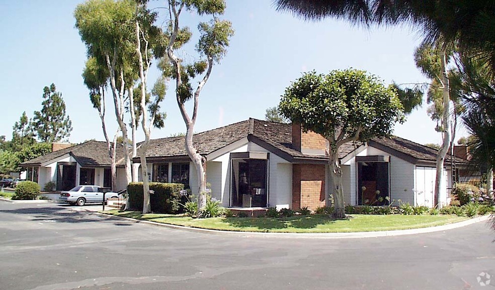 3151 Airway Ave, Costa Mesa, CA for sale - Building Photo - Image 1 of 3