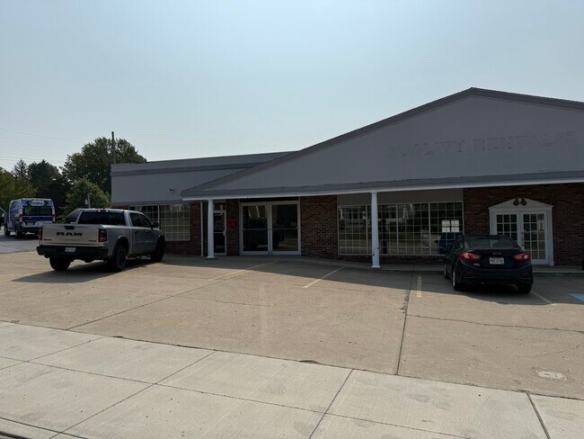 More details for 252 E Main St, Saint Clairsville, OH - Flex for Lease