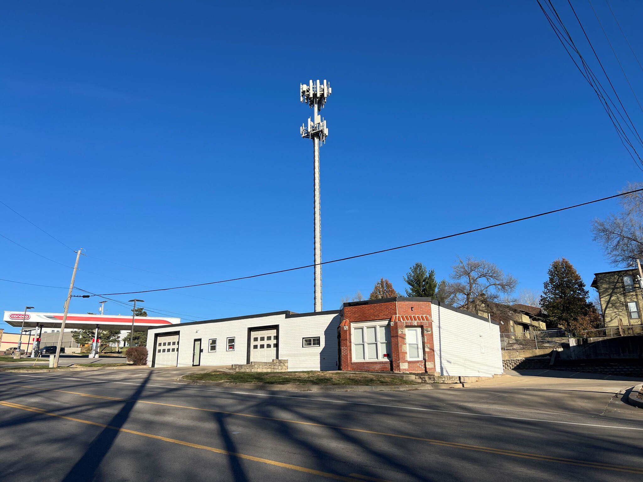 4223-4225 NE Antioch Rd, Kansas City, MO à vendre Photo principale- Image 1 de 11