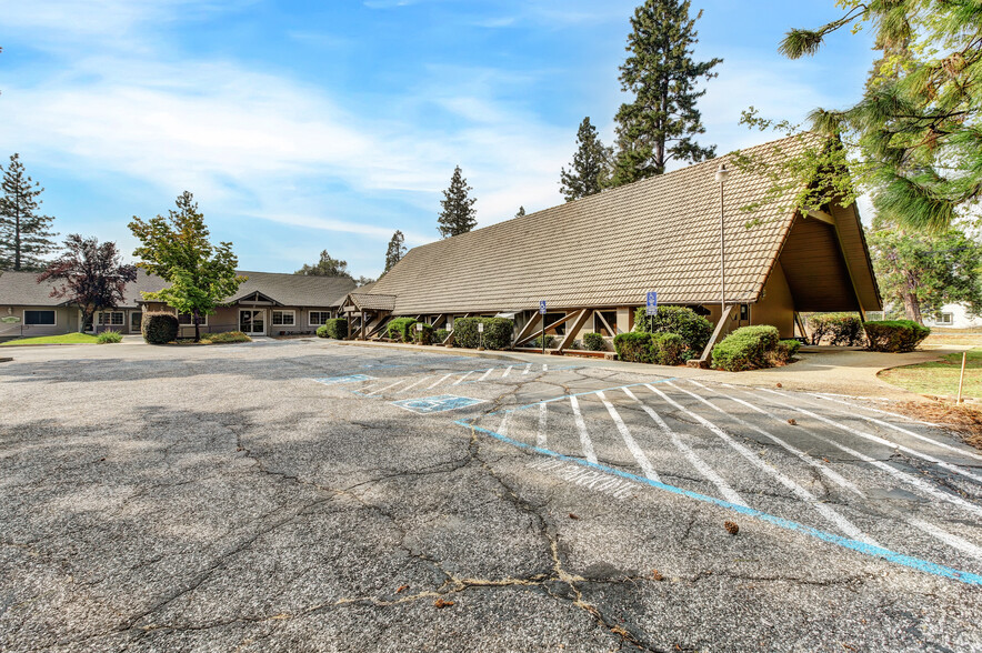 12582 Squirrel Creek Rd, Grass Valley, CA for sale - Building Photo - Image 2 of 23