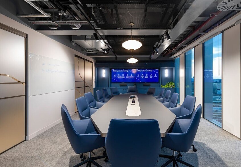 103-105 Bunhill Row, London for lease - Building Photo - Image 3 of 79