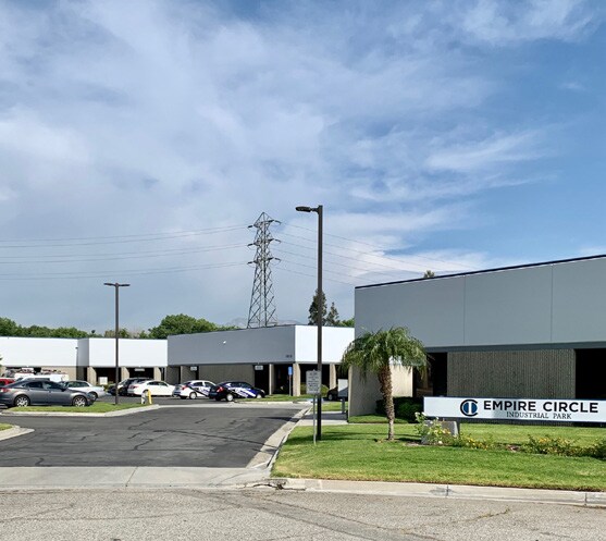 1814 Commercenter W, San Bernardino, CA à louer - Photo du bâtiment - Image 2 de 8