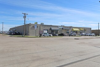 Plus de détails pour 15400-15408 Midway Rd, Addison, TX - Industriel à louer