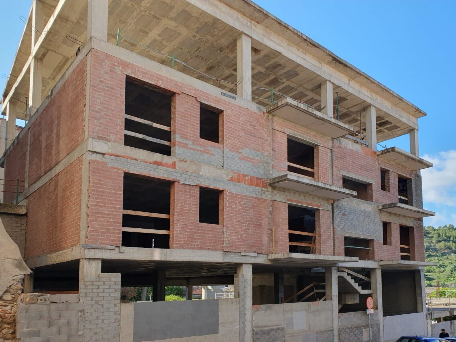 Immeuble residentiel dans Igualada, Barcelona à vendre Photo du bâtiment- Image 1 de 3