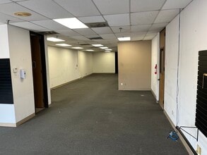 6100 Skyline Dr, Houston, TX for lease Interior Photo- Image 2 of 2
