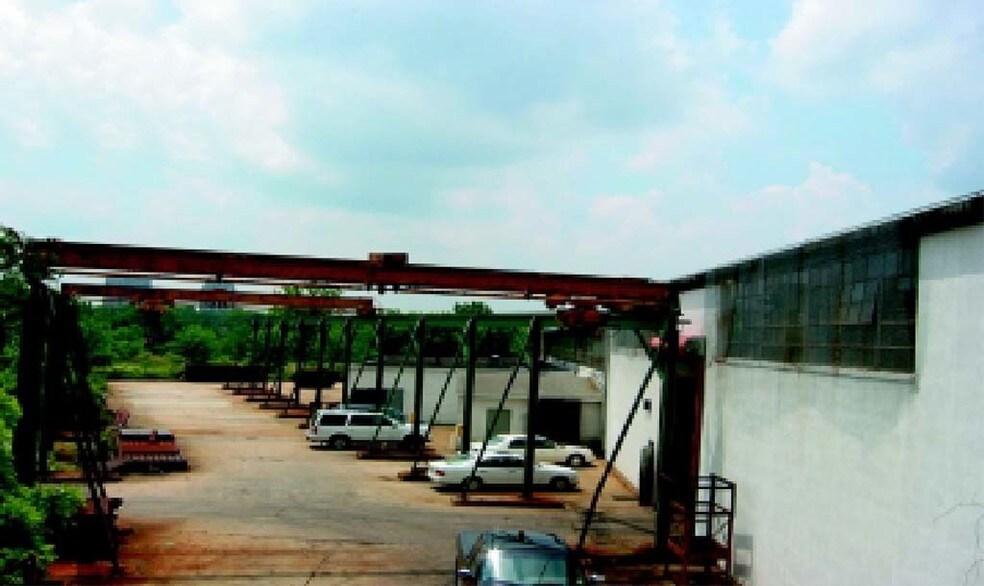 75 Glendale Ave, Edison, NJ à louer - Photo du bâtiment - Image 2 de 4