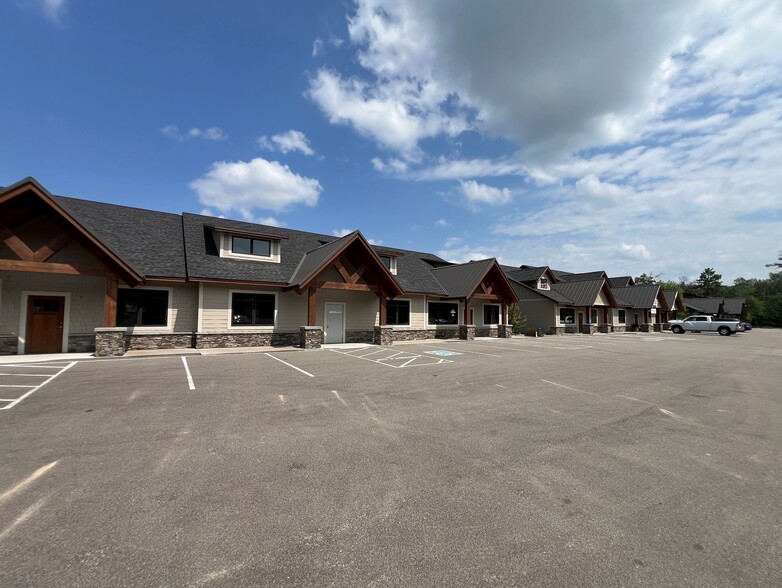 4672 Wilderness Court, Brainerd, MN for lease - Building Photo - Image 2 of 8