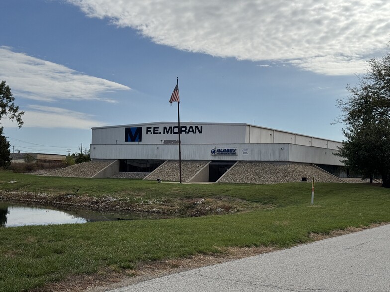 2300 Michigan St, Hammond, IN à louer - Photo du bâtiment - Image 1 de 32