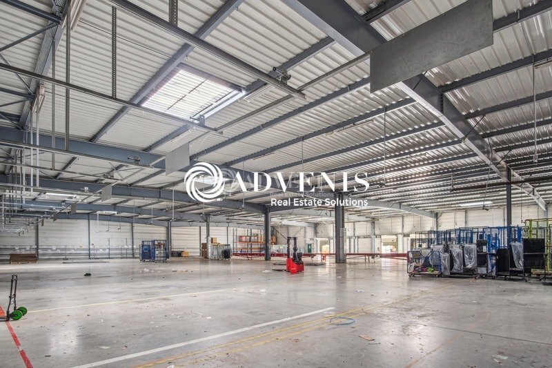 Industrial in Mitry-Mory for lease Interior Photo- Image 1 of 13