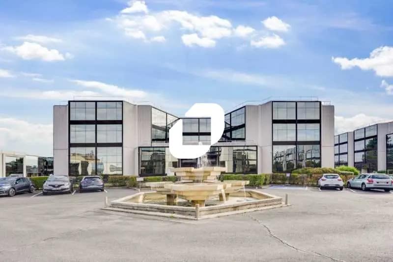 Office in Argenteuil for lease Building Photo- Image 1 of 26