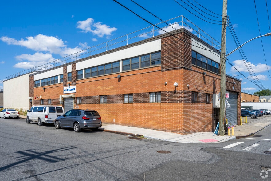 147-40 184th St, Jamaica, NY for lease - Primary Photo - Image 1 of 5