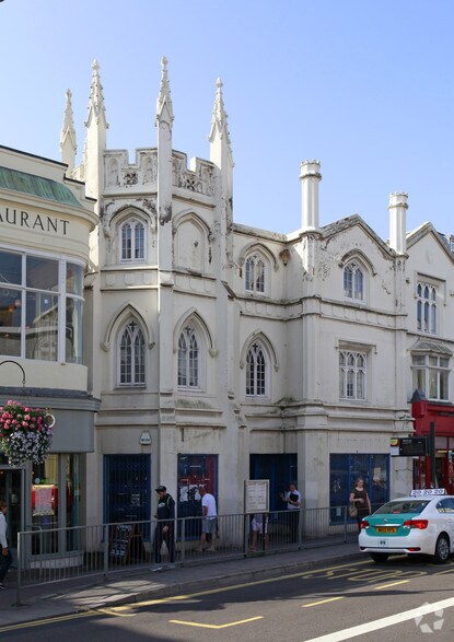 96 Western Rd, Brighton à louer - Photo du bâtiment - Image 2 de 2
