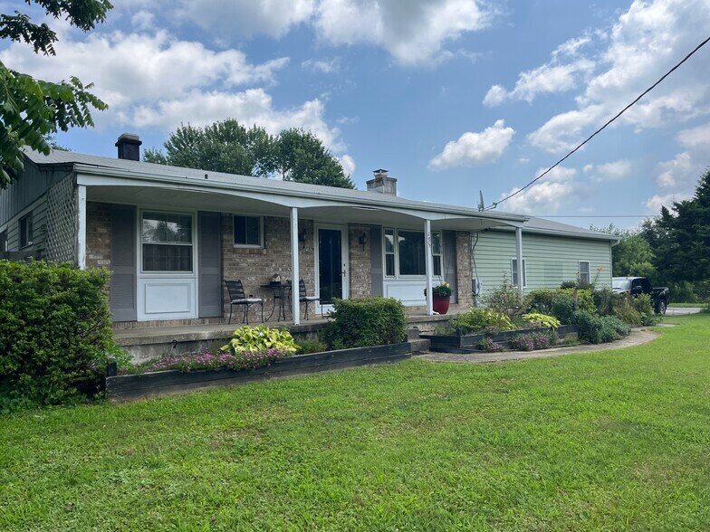 135 Hanover Pike, Hampstead, MD à vendre - Photo du bâtiment - Image 2 de 15