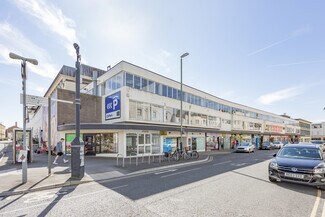 Plus de détails pour 5-39 Winchcombe St, Cheltenham - Commerce de détail à louer