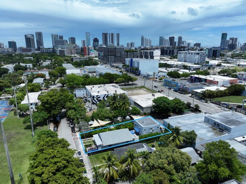 548-550 NW 30th St, Miami, FL for sale - Building Photo - Image 3 of 24